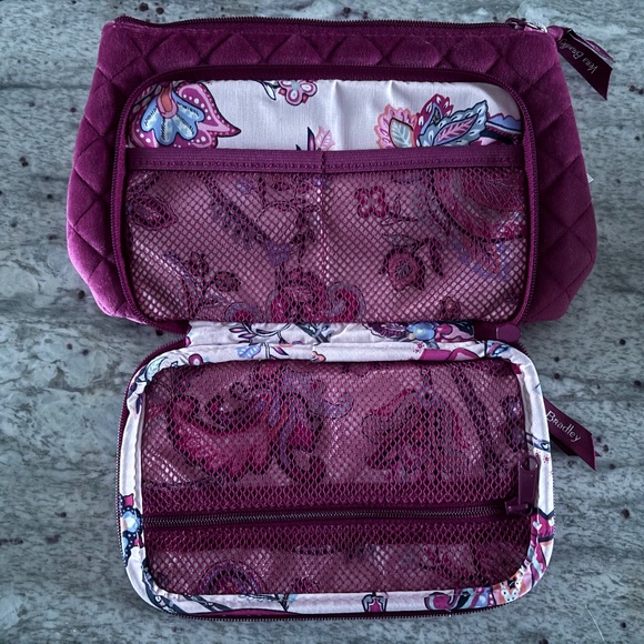 NEW Vera Bradley Travel Pouch Maroon Quilted Soft Velvet w/ Paisley Lining Style - Picture 4 of 5